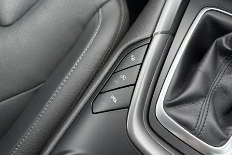 EX18WHB Ford Mondeo 2.0 TDCi Titanium Powershift Euro 6 (s/s) 5dr Thumbnail #59