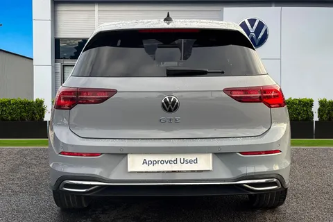YC72KGZ Volkswagen Golf 1.4 TSI GTE 5dr DSG, WINTER PK, 18' BAKERSFIELD ALLOYS Thumbnail #4