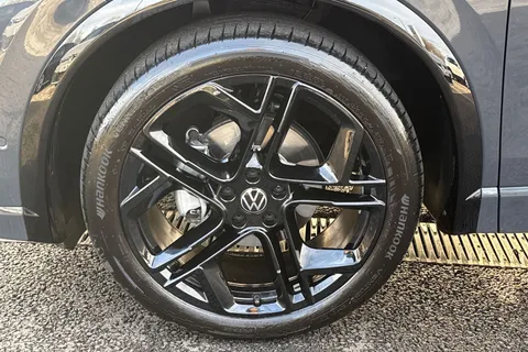 MD25EEO Volkswagen Tiguan 1.5 eTSI 150 R-Line 5dr DSG **BLACK PACK + INFO PACK** Thumbnail #10