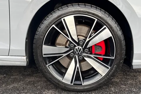 YC72KGZ Volkswagen Golf 1.4 TSI GTE 5dr DSG, WINTER PK, 18' BAKERSFIELD ALLOYS Thumbnail #9