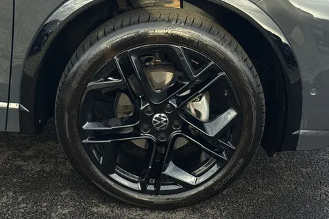 MD25EEO Volkswagen Tiguan 1.5 eTSI 150 R-Line 5dr DSG **BLACK PACK + INFO PACK** Thumbnail #13