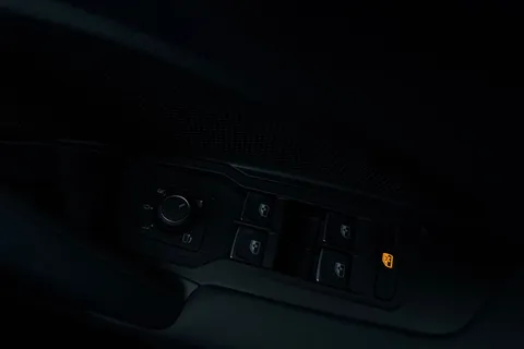 MD25EEO Volkswagen Tiguan 1.5 eTSI 150 R-Line 5dr DSG **BLACK PACK + INFO PACK** Thumbnail #22