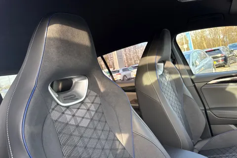 MD25EEO Volkswagen Tiguan 1.5 eTSI 150 R-Line 5dr DSG **BLACK PACK + INFO PACK** Thumbnail #24