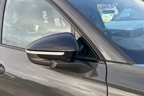 MD25EEO Volkswagen Tiguan 1.5 eTSI 150 R-Line 5dr DSG **BLACK PACK + INFO PACK** Thumbnail #25