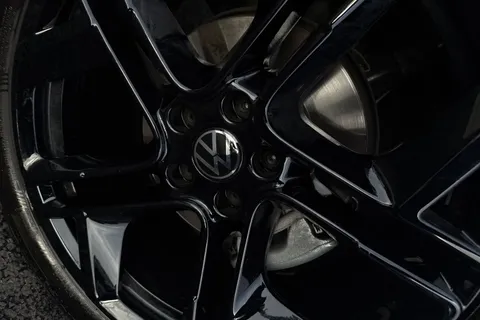 MD25EEO Volkswagen Tiguan 1.5 eTSI 150 R-Line 5dr DSG **BLACK PACK + INFO PACK** Thumbnail #26