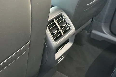 MD25EEO Volkswagen Tiguan 1.5 eTSI 150 R-Line 5dr DSG **BLACK PACK + INFO PACK** Thumbnail #32