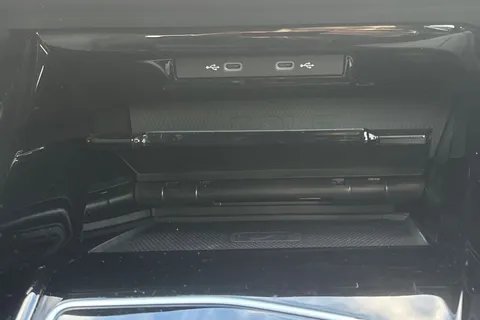 YC72KGZ Volkswagen Golf 1.4 TSI GTE 5dr DSG, WINTER PK, 18' BAKERSFIELD ALLOYS Thumbnail #34