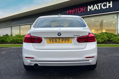 YE67PPF BMW 3 Series 1.5 318i Sport Auto Euro 6 (s/s) 4dr Thumbnail #4