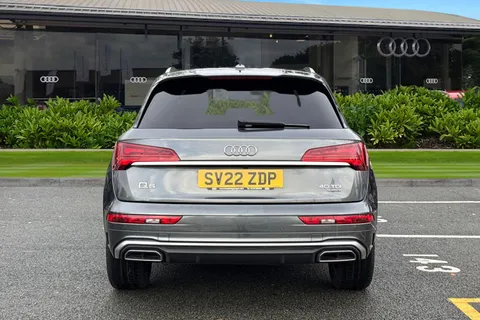 SV22ZDP Audi Q5 2.0 TDI 40 S line S Tronic quattro Euro 6 (s/s) 5dr Thumbnail #5