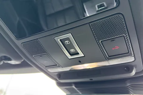 KS73YFD Land Rover Range Rover Evoque 2.0 D200 Dynamic HSE 5dr Thumbnail #23