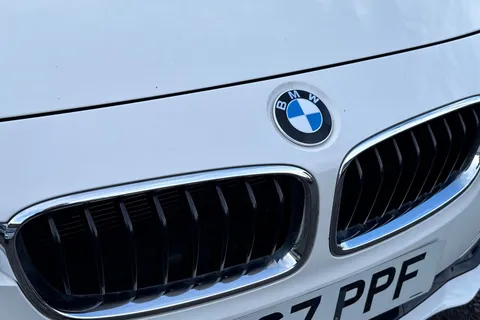 YE67PPF BMW 3 Series 1.5 318i Sport Auto Euro 6 (s/s) 4dr Thumbnail #25