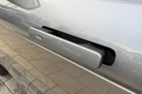 KS73YFD Land Rover Range Rover Evoque 2.0 D200 Dynamic HSE 5dr Thumbnail #32