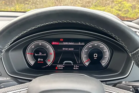 SV22ZDP Audi Q5 2.0 TDI 40 S line S Tronic quattro Euro 6 (s/s) 5dr Thumbnail #36