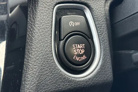 YE67PPF BMW 3 Series 1.5 318i Sport Auto Euro 6 (s/s) 4dr Thumbnail #36