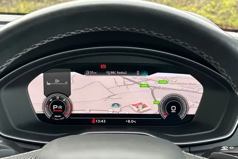 SV22ZDP Audi Q5 2.0 TDI 40 S line S Tronic quattro Euro 6 (s/s) 5dr Thumbnail #37