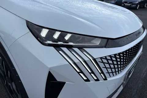 KW74OYY PEUGEOT 3008 1.2 HYBRID GT e-DSC6 Euro 6 (s/s) 5dr Thumbnail #9