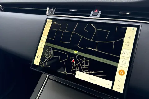 VK23ZKM Land Rover Range Rover Evoque 2.0 D165 S SUV 5dr Diesel Manual FWD Euro 6 (s/s) (163 ps) Thumbnail #12