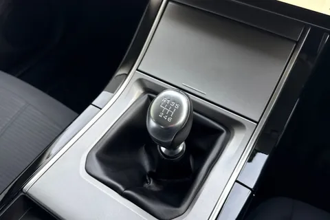 VK23ZKM Land Rover Range Rover Evoque 2.0 D165 S SUV 5dr Diesel Manual FWD Euro 6 (s/s) (163 ps) Thumbnail #14