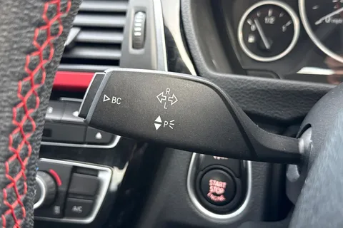 YE67PPF BMW 3 Series 1.5 318i Sport Auto Euro 6 (s/s) 4dr Thumbnail #42