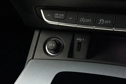 SV22ZDP Audi Q5 2.0 TDI 40 S line S Tronic quattro Euro 6 (s/s) 5dr Thumbnail #48