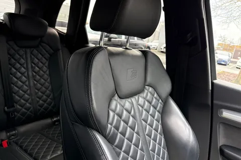 SV22ZDP Audi Q5 2.0 TDI 40 S line S Tronic quattro Euro 6 (s/s) 5dr Thumbnail #56