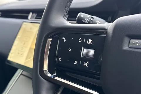 VK23ZKM Land Rover Range Rover Evoque 2.0 D165 S SUV 5dr Diesel Manual FWD Euro 6 (s/s) (163 ps) Thumbnail #31