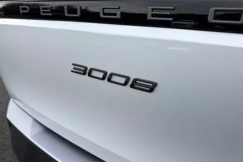 KW74OYY PEUGEOT 3008 1.2 HYBRID GT e-DSC6 Euro 6 (s/s) 5dr Thumbnail #33