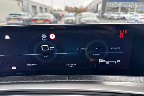 KW74OYY PEUGEOT 3008 1.2 HYBRID GT e-DSC6 Euro 6 (s/s) 5dr Thumbnail #38