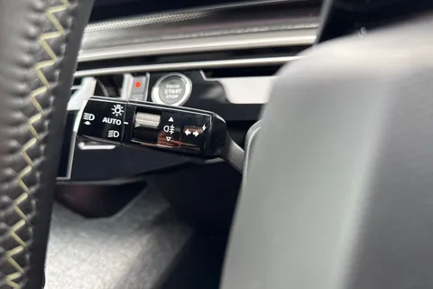 KW74OYY PEUGEOT 3008 1.2 HYBRID GT e-DSC6 Euro 6 (s/s) 5dr Thumbnail #41