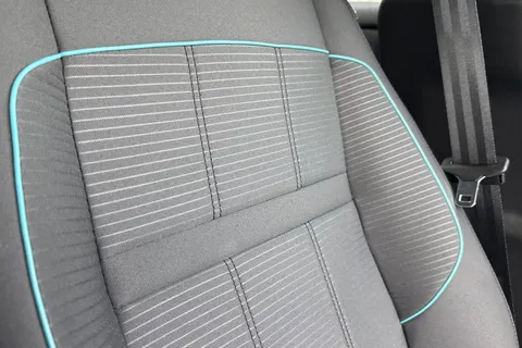 VK23ZKM Land Rover Range Rover Evoque 2.0 D165 S SUV 5dr Diesel Manual FWD Euro 6 (s/s) (163 ps) Thumbnail #46