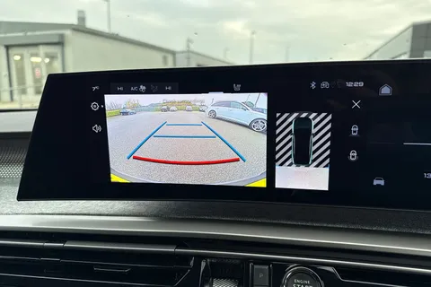 KW74OYY PEUGEOT 3008 1.2 HYBRID GT e-DSC6 Euro 6 (s/s) 5dr Thumbnail #54