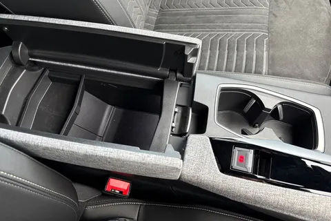 KW74OYY PEUGEOT 3008 1.2 HYBRID GT e-DSC6 Euro 6 (s/s) 5dr Thumbnail #61