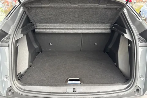 LY73TWV PEUGEOT 2008 1.2 PureTech GT EAT Euro 6 (s/s) 5dr Thumbnail #7