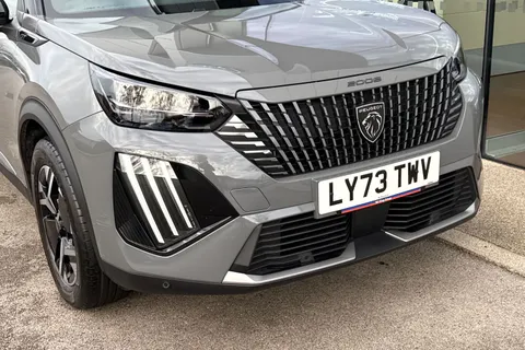 LY73TWV PEUGEOT 2008 1.2 PureTech GT EAT Euro 6 (s/s) 5dr Thumbnail #9