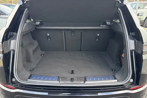 DP25CZL Land Rover Range Rover Evoque 2.0 D200 Dynamic SE 5dr Thumbnail #11