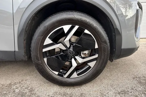 LY73TWV PEUGEOT 2008 1.2 PureTech GT EAT Euro 6 (s/s) 5dr Thumbnail #11