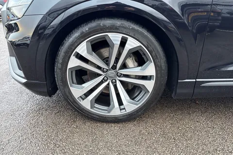 BT20CPZ Audi Q8 S line 50 TDI quattro 286 PS tiptronic Thumbnail #14