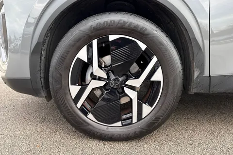 LY73TWV PEUGEOT 2008 1.2 PureTech GT EAT Euro 6 (s/s) 5dr Thumbnail #12