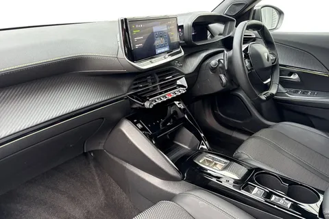 LY73TWV PEUGEOT 2008 1.2 PureTech GT EAT Euro 6 (s/s) 5dr Thumbnail #15