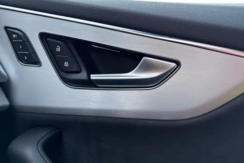 BT20CPZ Audi Q8 S line 50 TDI quattro 286 PS tiptronic Thumbnail #22