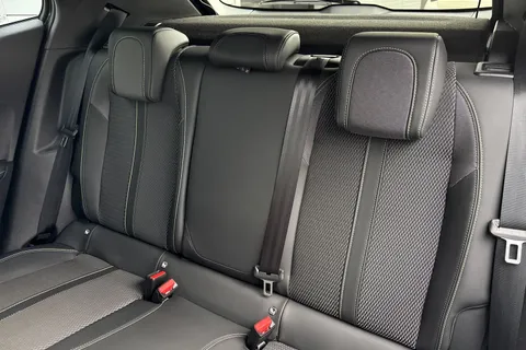 LY73TWV PEUGEOT 2008 1.2 PureTech GT EAT Euro 6 (s/s) 5dr Thumbnail #19