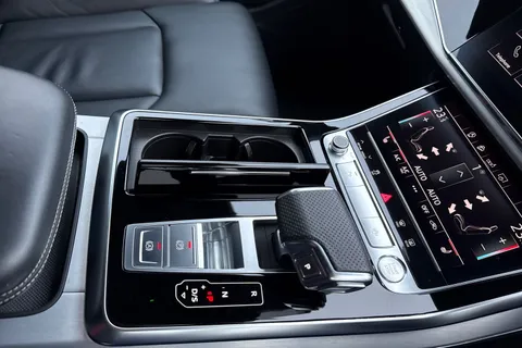 BT20CPZ Audi Q8 S line 50 TDI quattro 286 PS tiptronic Thumbnail #24