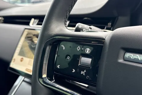 DP25CZL Land Rover Range Rover Evoque 2.0 D200 Dynamic SE 5dr Thumbnail #33