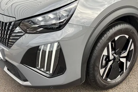 LY73TWV PEUGEOT 2008 1.2 PureTech GT EAT Euro 6 (s/s) 5dr Thumbnail #33