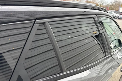 LY73TWV PEUGEOT 2008 1.2 PureTech GT EAT Euro 6 (s/s) 5dr Thumbnail #40