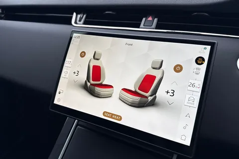 DP25CZL Land Rover Range Rover Evoque 2.0 D200 Dynamic SE 5dr Thumbnail #42