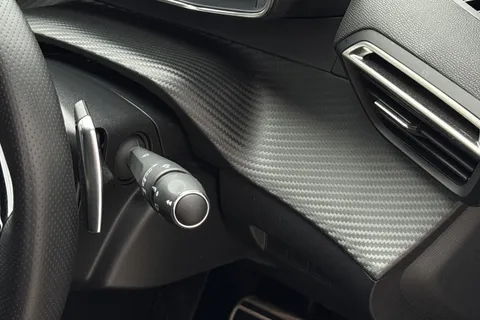 LY73TWV PEUGEOT 2008 1.2 PureTech GT EAT Euro 6 (s/s) 5dr Thumbnail #45