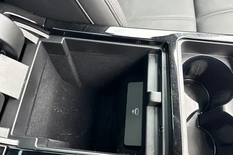 DP25CZL Land Rover Range Rover Evoque 2.0 D200 Dynamic SE 5dr Thumbnail #48