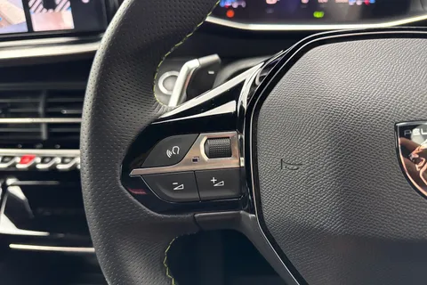 LY73TWV PEUGEOT 2008 1.2 PureTech GT EAT Euro 6 (s/s) 5dr Thumbnail #57