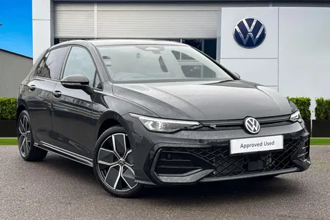 CX75SPV Volkswagen Golf 2.0 TDI 150 Black Edition 5dr DSG⭐ Leather, Sunroof, DCC, Heads Up⭐ Thumbnail #2